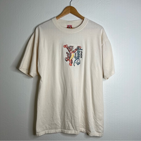 Vintage Mens 90s Walt Disney World Tigger Embroidered T-Shirt USA Made Size L - Picture 2 of 14